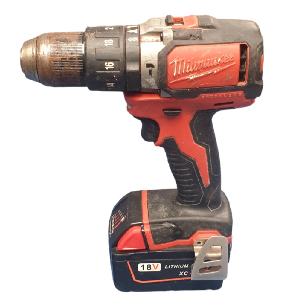 Milwaukee Combi Drill & Impact Driver Set Own4Less